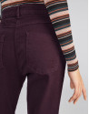 Burgundy pants with 4 pockets