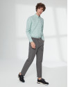 Pantalón cordones gris con raya