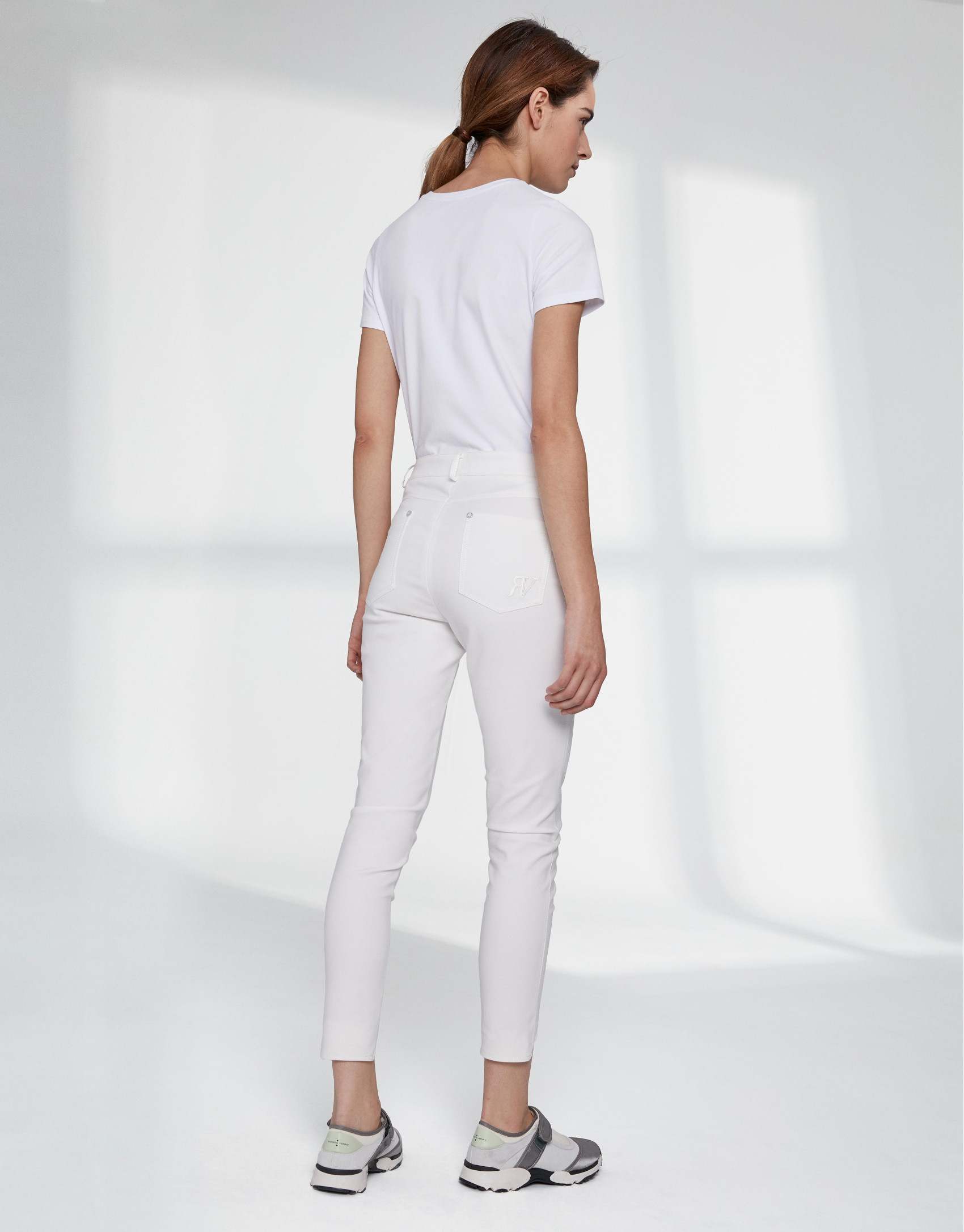 Beige cigarette pants with irregular hem