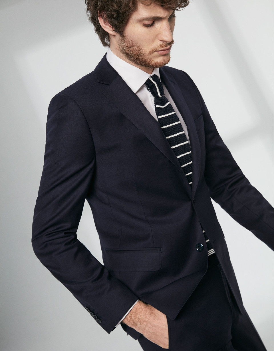 Navy blue wool twill, slim fit suit