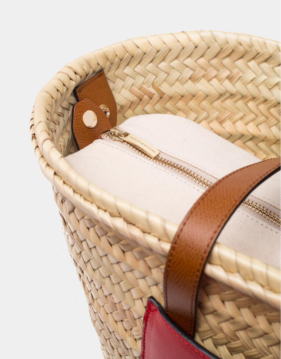 Straw basket bag