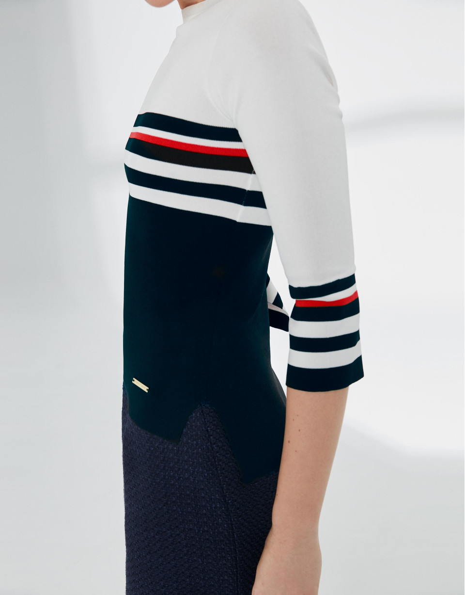 Jersey marinero azul, blanco y rojo