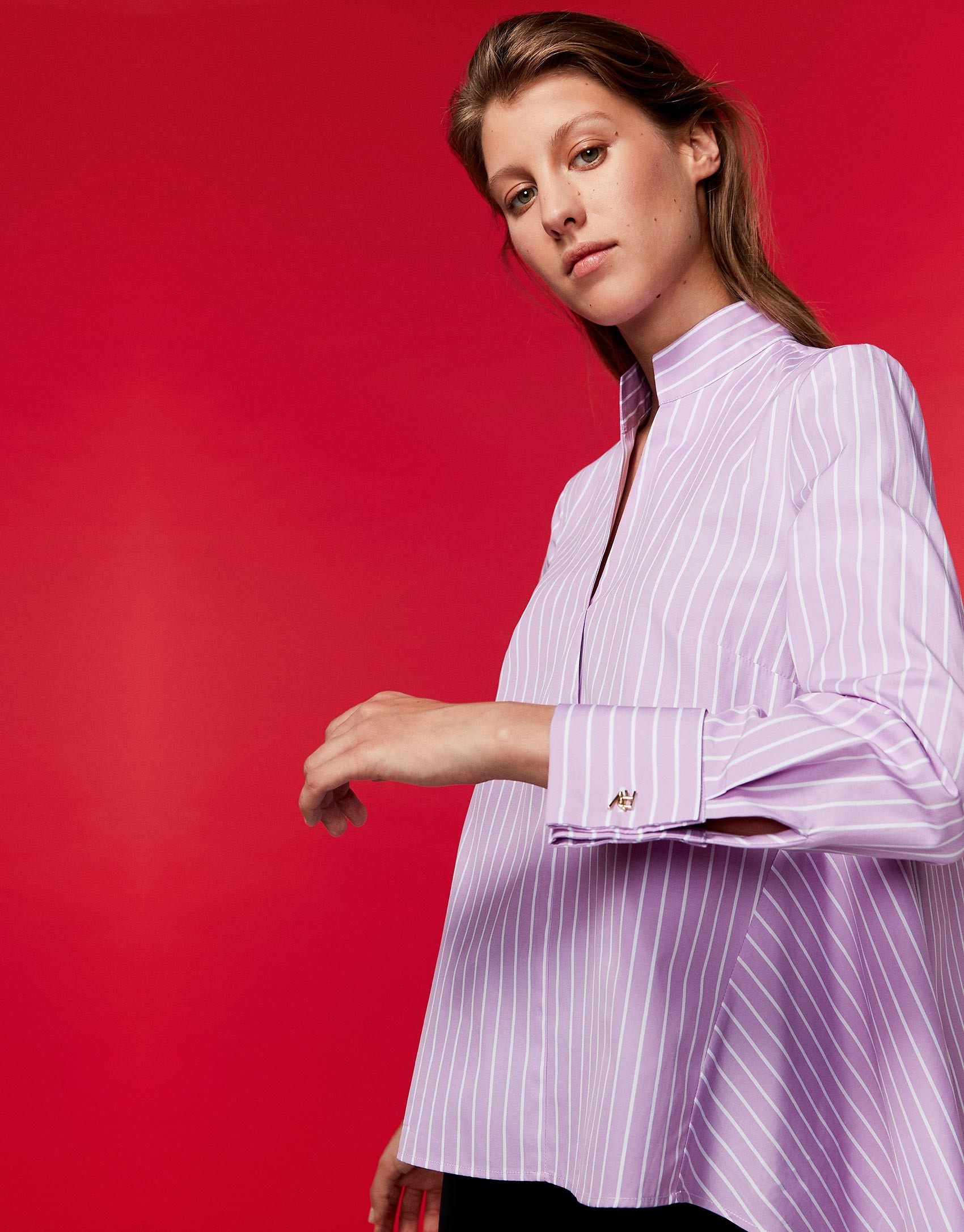 Camisa rayas rosa cuello mao con abertura
