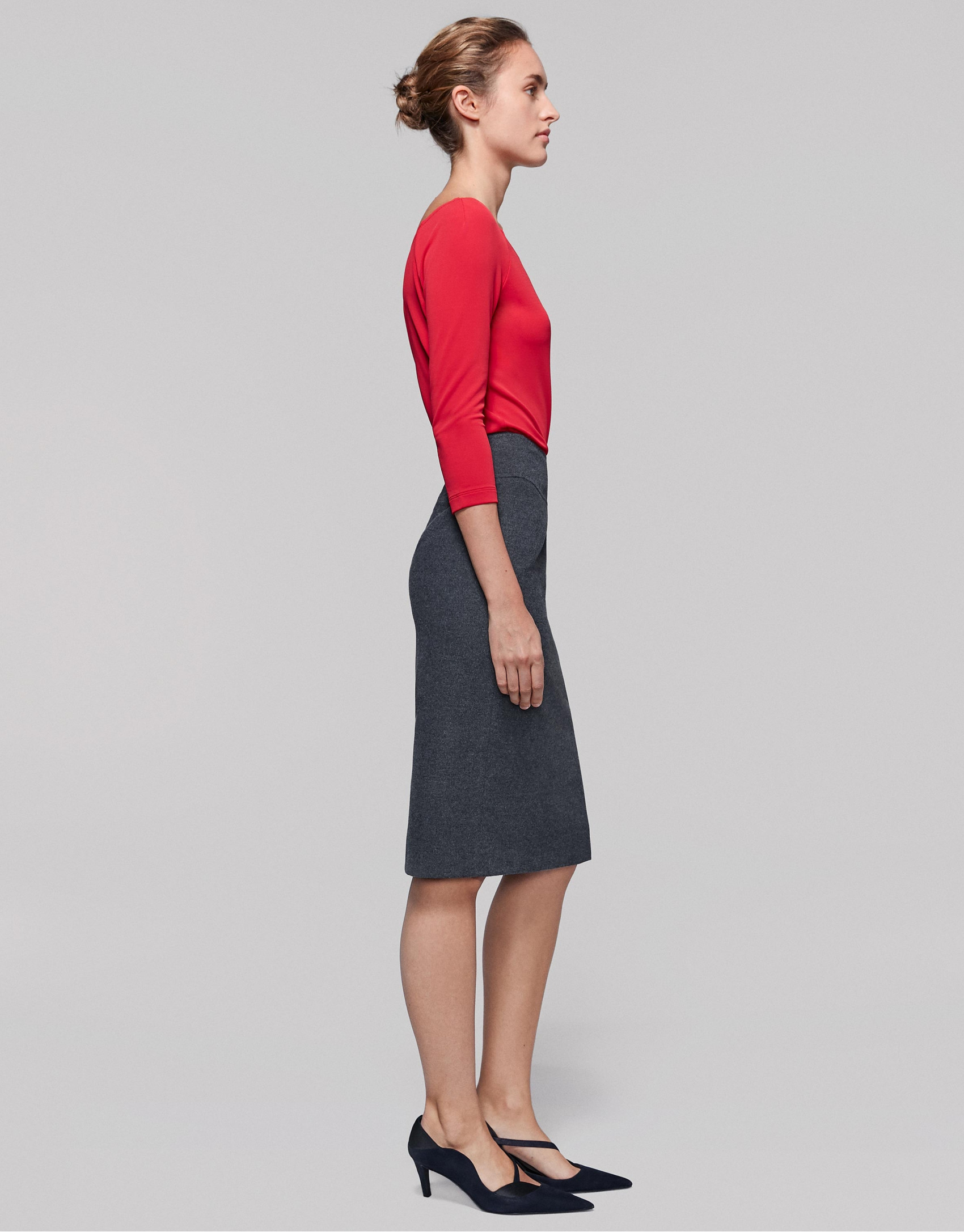 Falda midi gris oscuro