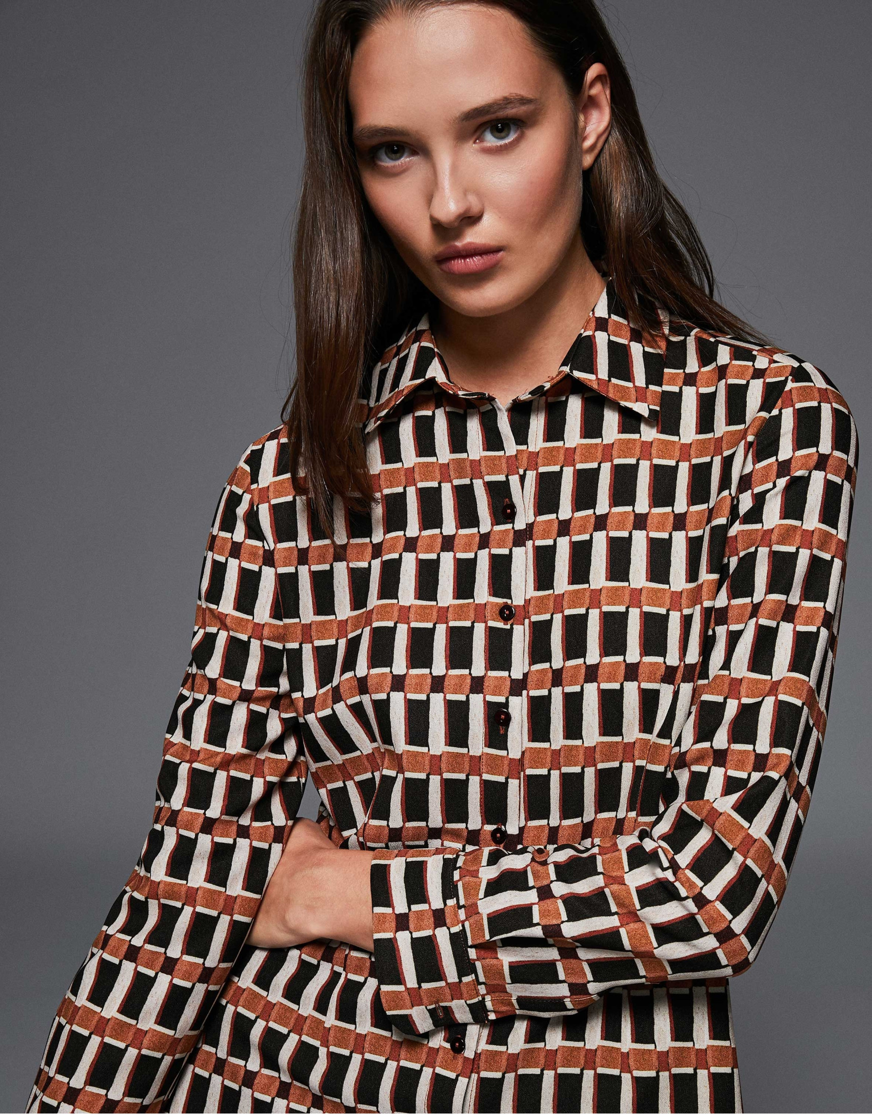 Geometric print men's shirt