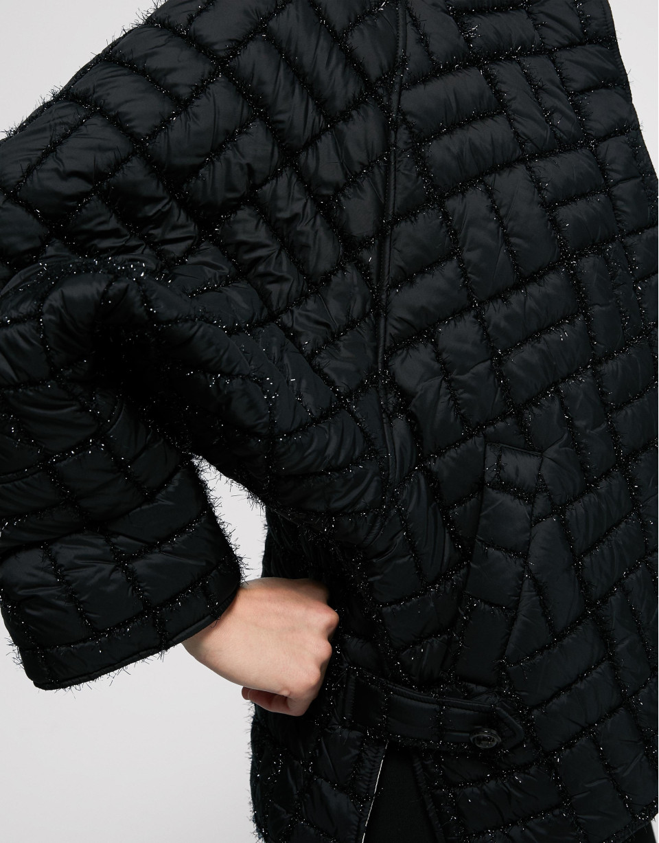 Chaqueta corta acolchada negra