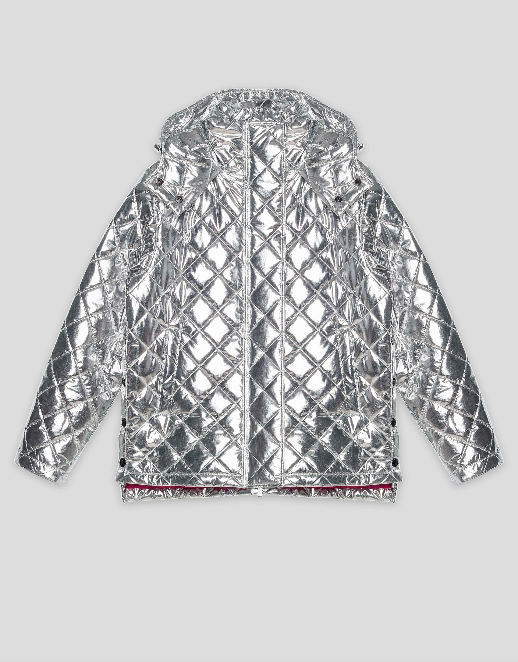 Short metalized gray windbreaker
