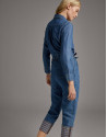 Pantalón vaquero azul cintura alta y cinturón
