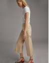 Pantalón pierna ancha y cintura alta vainilla