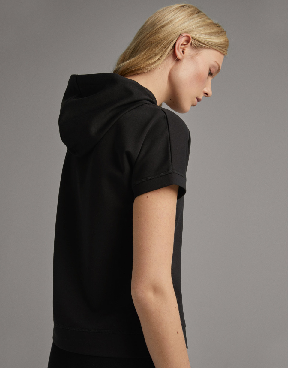 Sudadera manga corta murciélago negra con bordado de logo RV