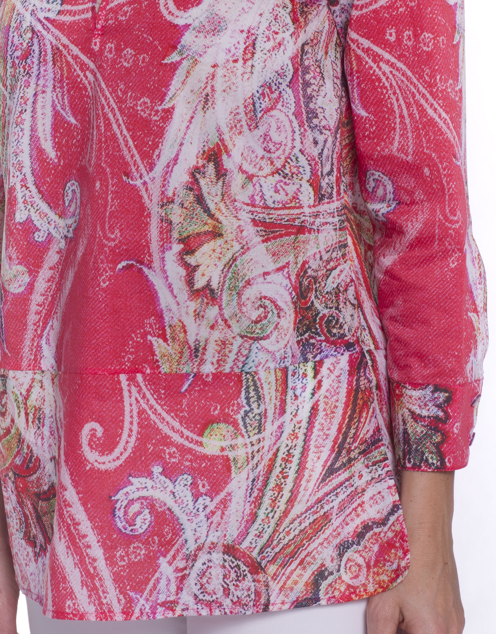 Long sleeve shirt with round neck 