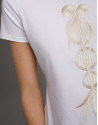 Camiseta blanca con bordado étnico beige | Roberto Verino