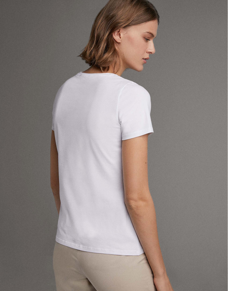 Camiseta blanca con bordado étnico beige | Roberto Verino