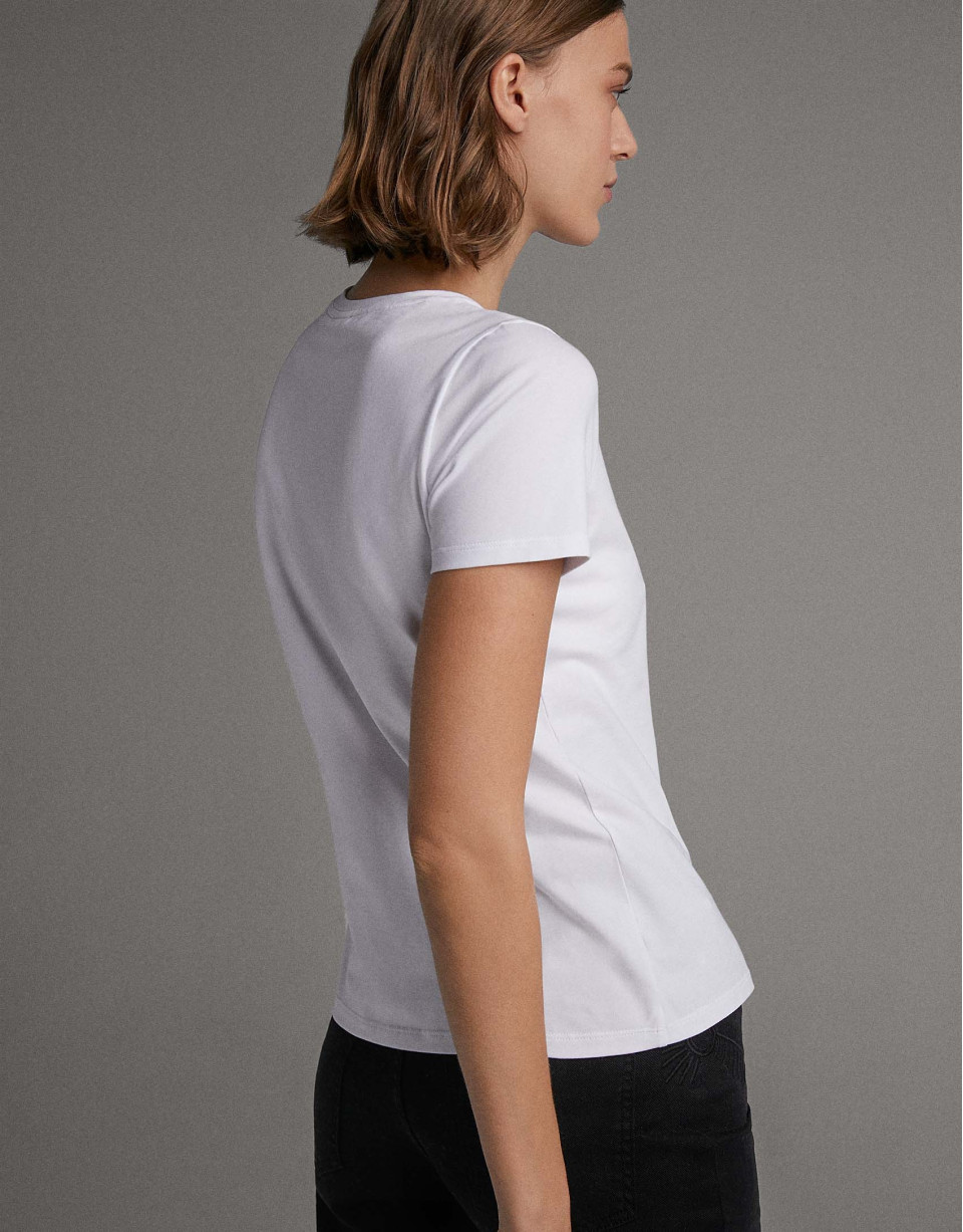 Camiseta blanca con bordado étnico rosa - Mujer | Roberto Verino