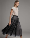 Falda larga plisada tul con topos - Mujer | Roberto Verino