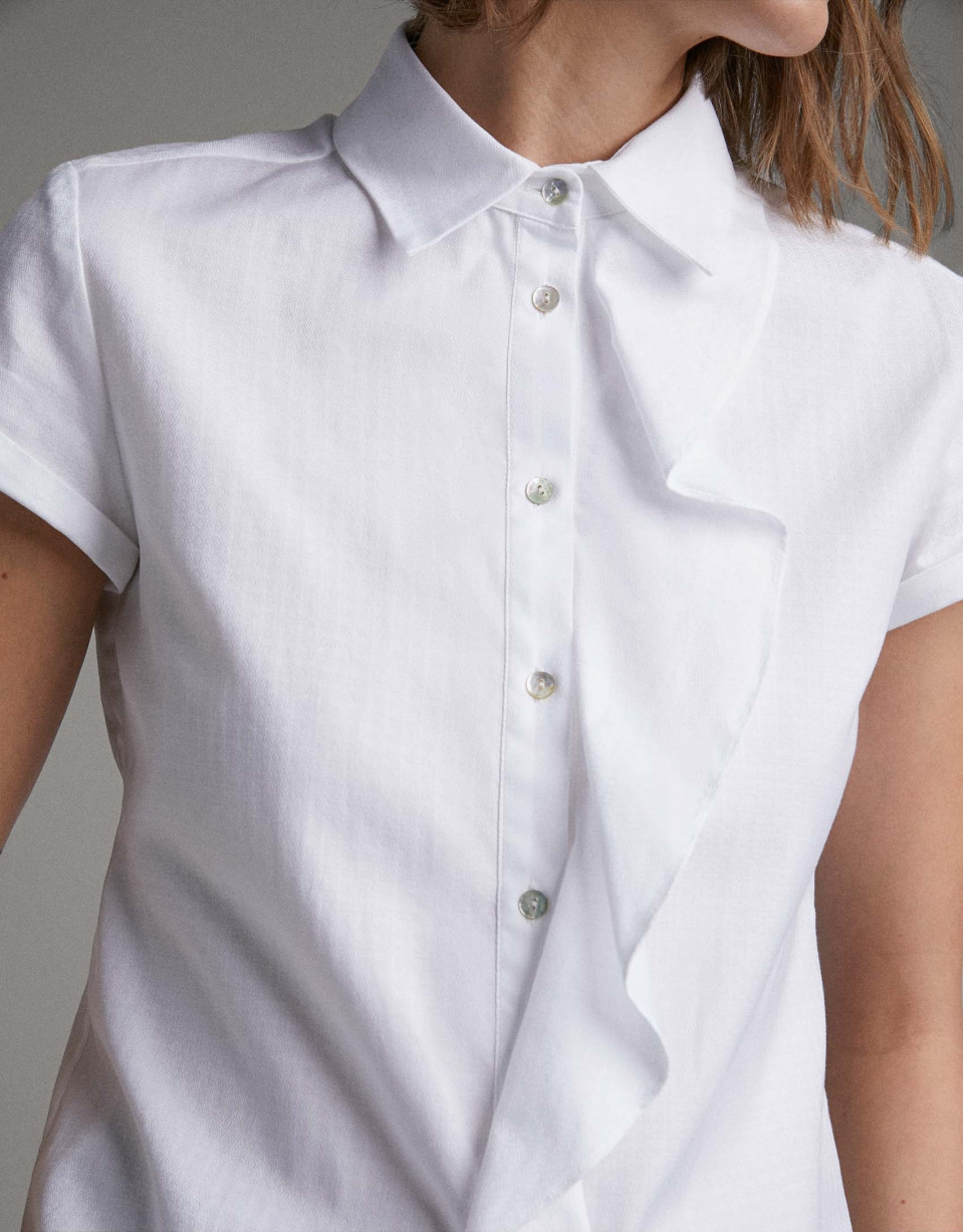 Camisa manga corta blanca con volante - Mujer | Roberto Verino