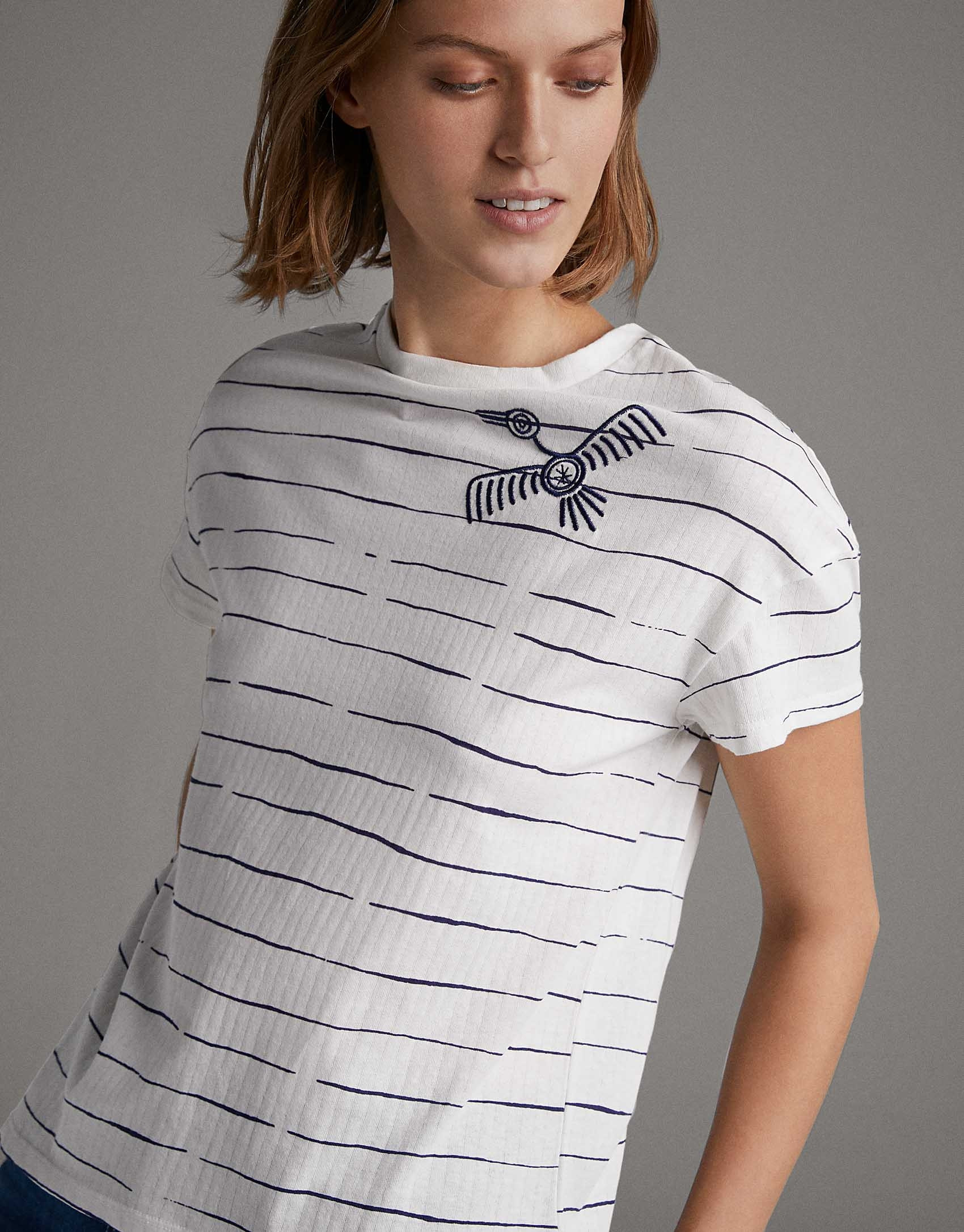 Camiseta rayas azul con pájaro bordado - Mujer | Roberto Verino