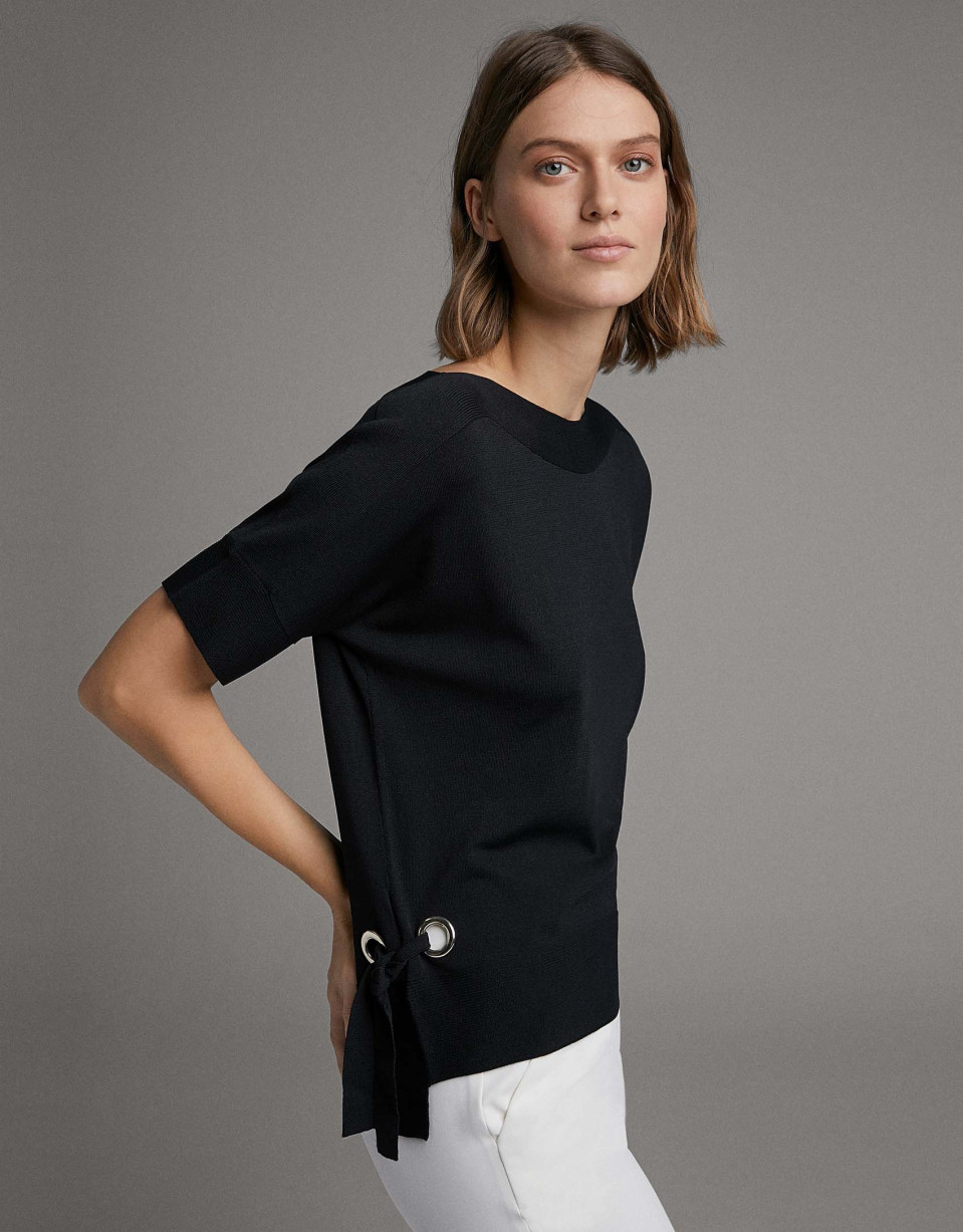 Black striped oversize sweater with bat sleeves | Roberto Verino