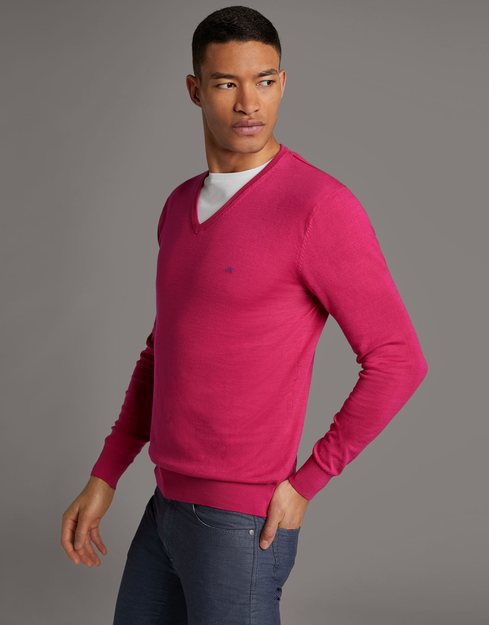 Jersey cuello pico rosa oscuro - Hombre | Roberto Verino