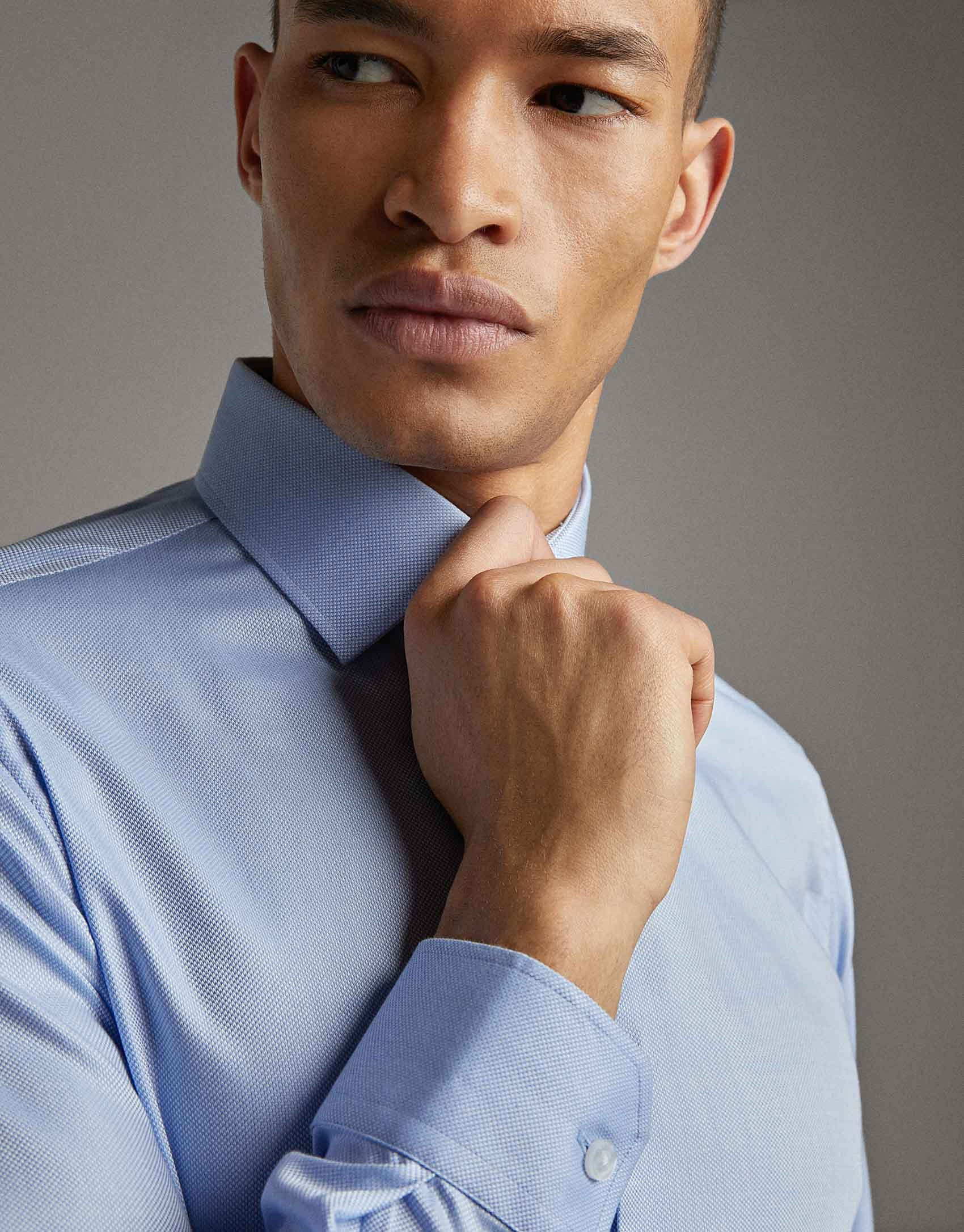 Camisa vestir estructura falso liso celeste