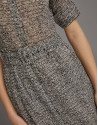 Vestido camisero fluido estampado negro y blanco