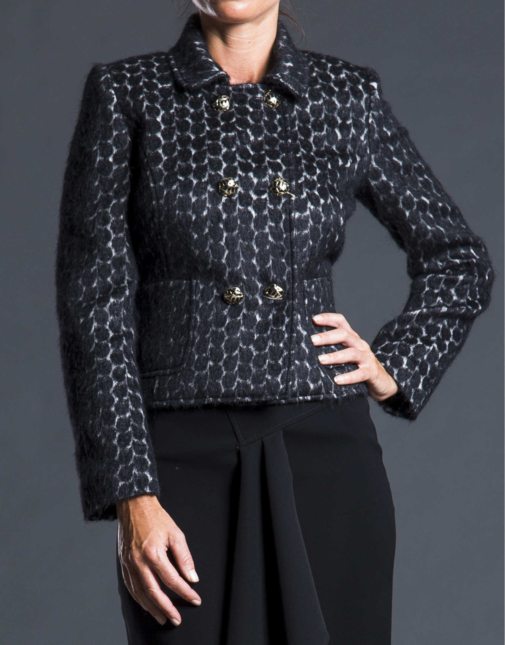 Chaqueta corta negra fantasía