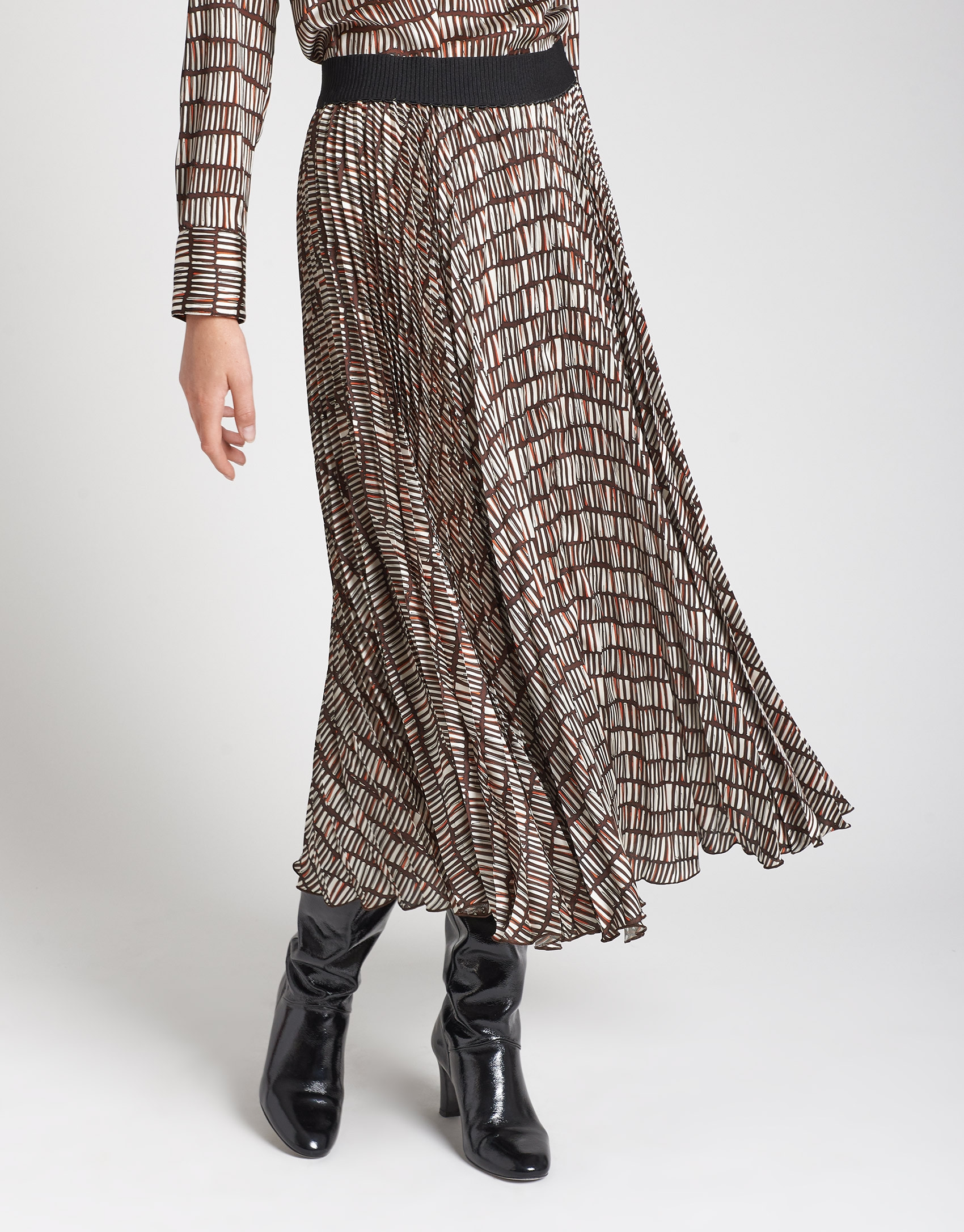 Geometric print long pleated skirt - OI20 - % | Roberto Verino