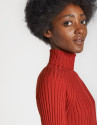 Red sweater with ribbing - OI20 - % - SS2021 | Roberto Verino