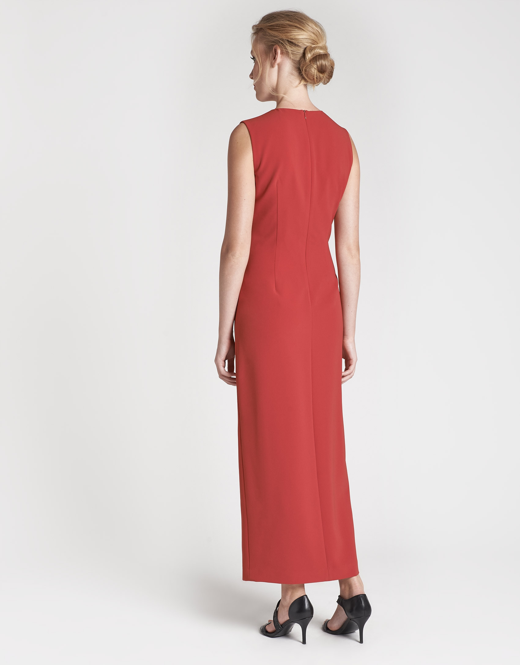 Long red party dress - Woman - SS2021 | Roberto Verino