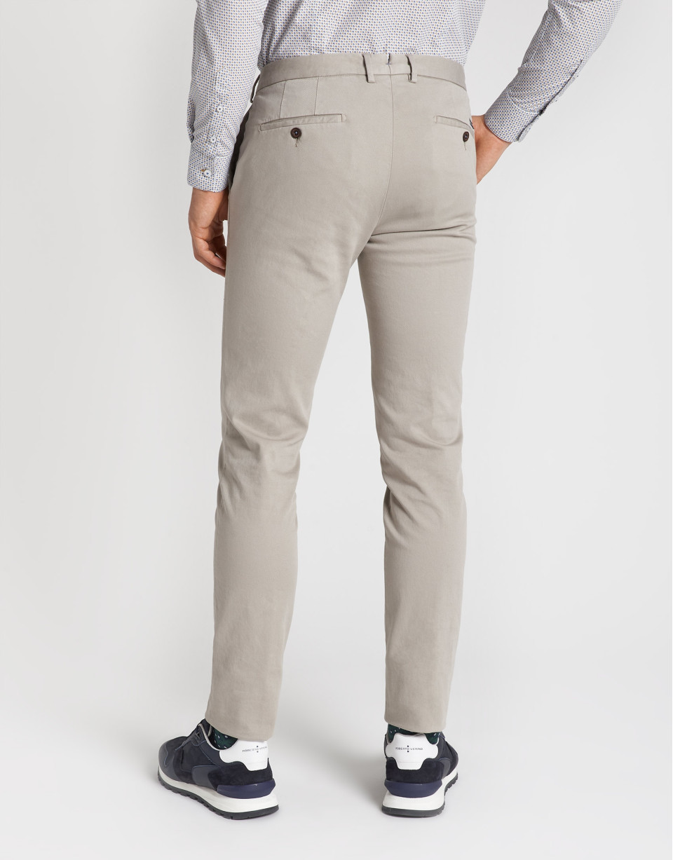 Pantalón chino slim beige - Hombre - OI2020 | Roberto Verino