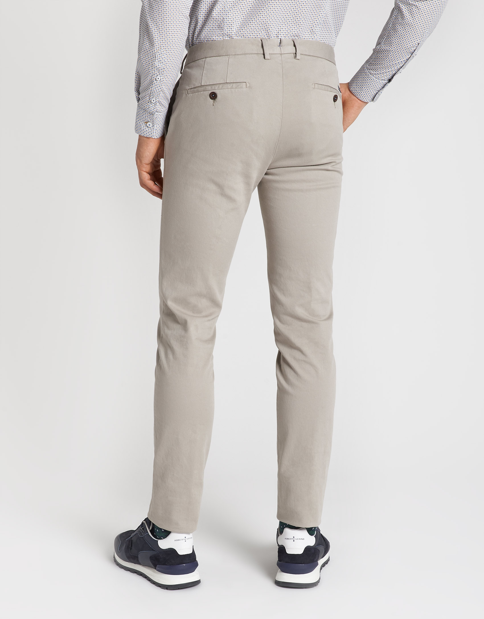 Beige slim fit chinos - Man - AW2020 | Roberto Verino