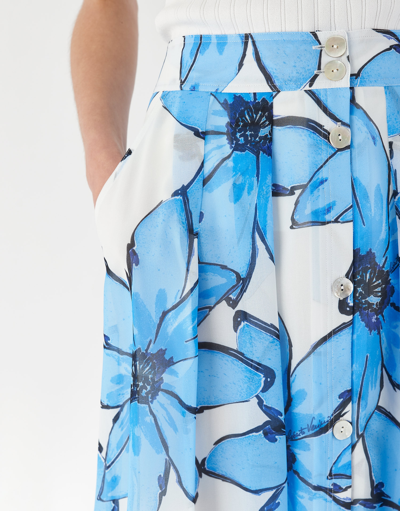 Falda con vuelo estampado floral grande - Mujer | Roberto Verino
