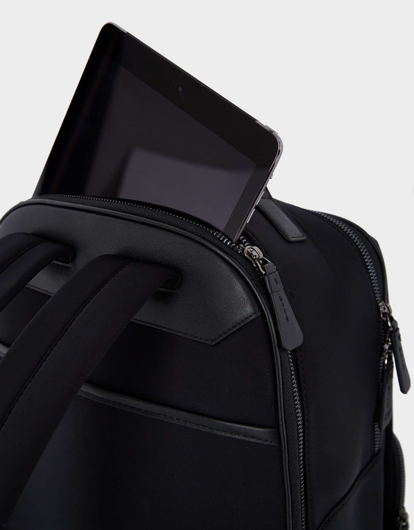 MOCHILA NEOX