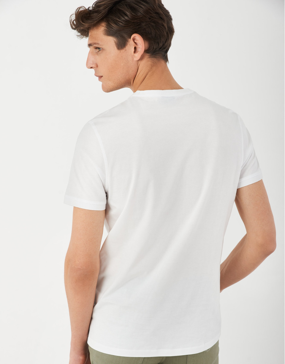 White top with khaki RV logo