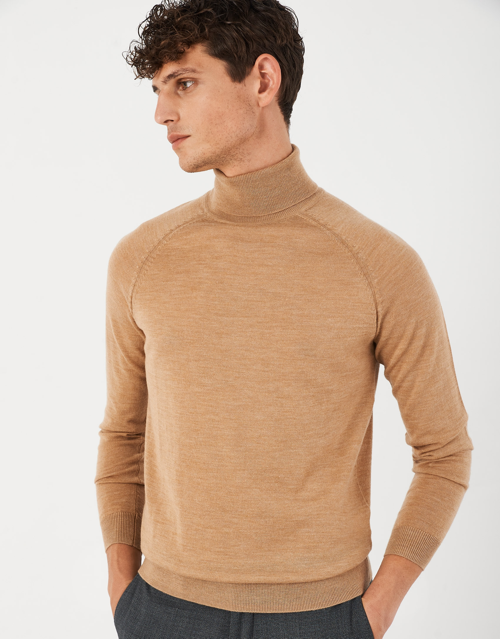 Jersey cuello cisne lana cámel - Hombre | Roberto Verino