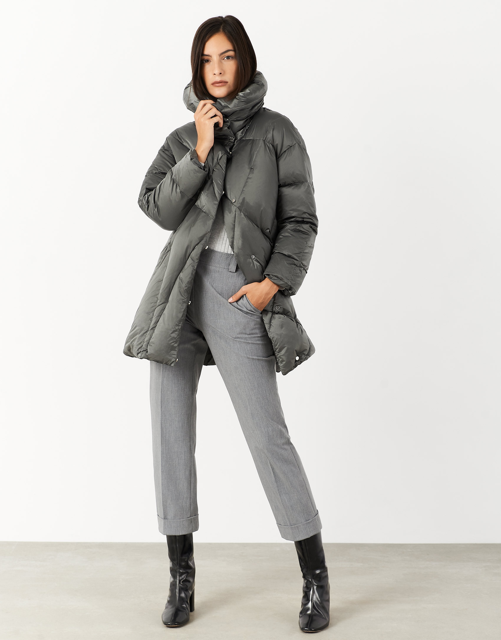 Plumífero cuello amplio acolchado gris - Mujer | Roberto Verino