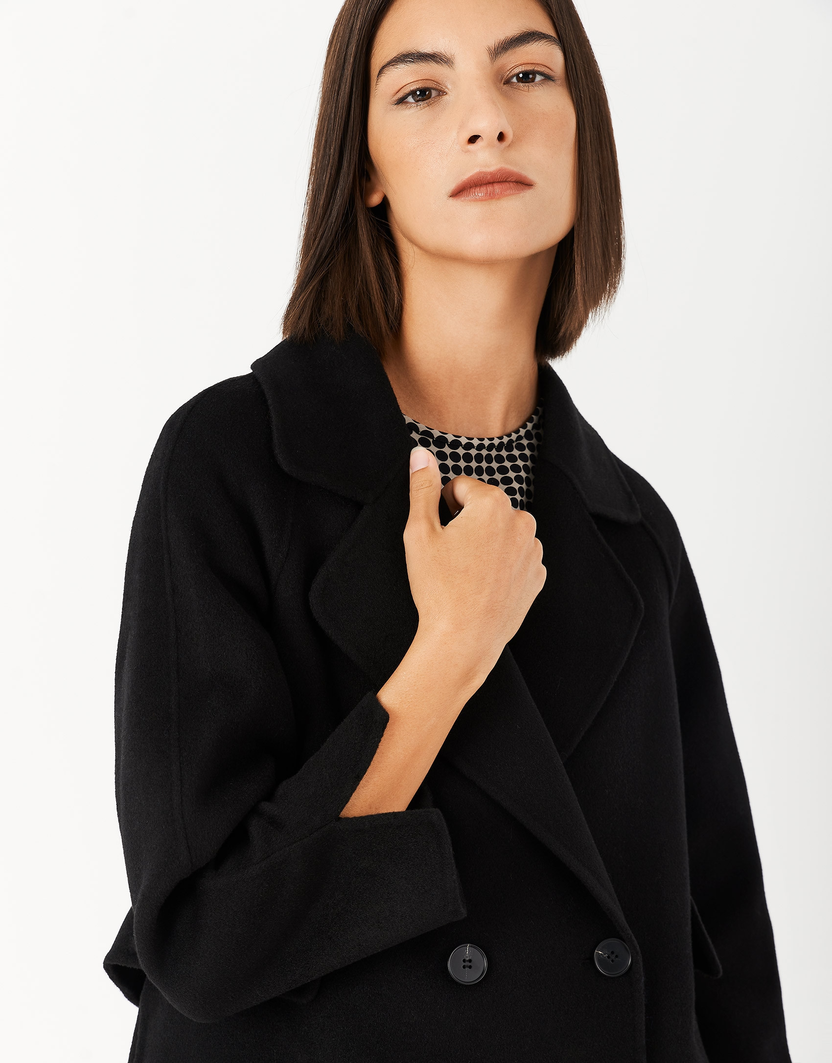 Black three-quarter wool coat - Woman - AW2021 | Roberto Verino