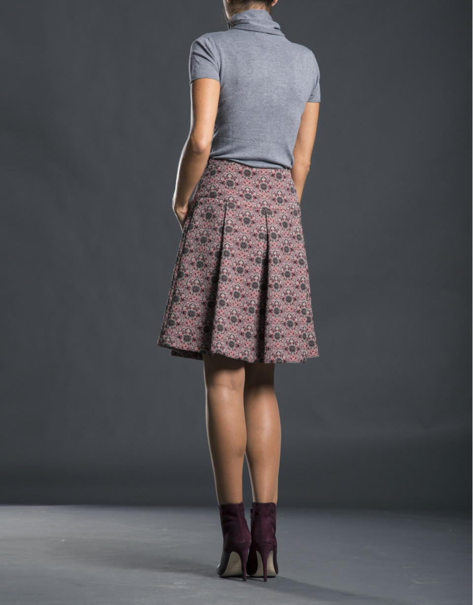 Short-sleeved gray sweater 