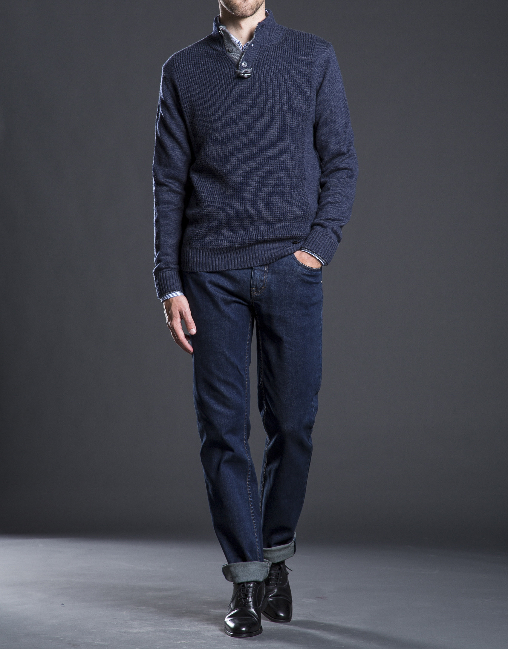 Blue structured turtle neck sweater 
