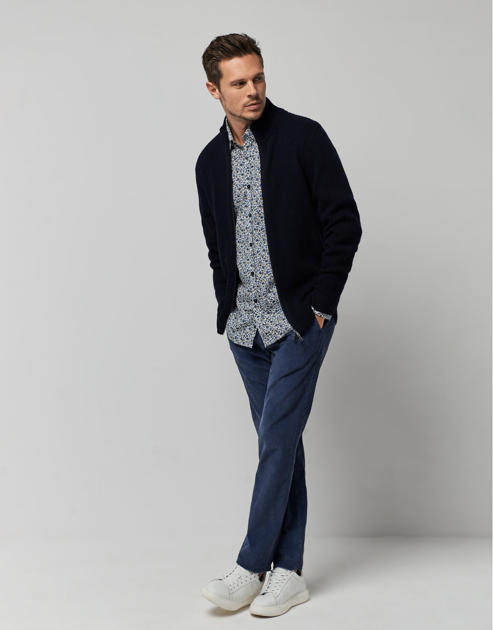 Blue corduroy chino pants - Man - AW2022 | Roberto Verino