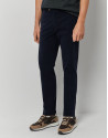 Pantalón chino tintado marino - Hombre - OI2022 | Roberto Verino