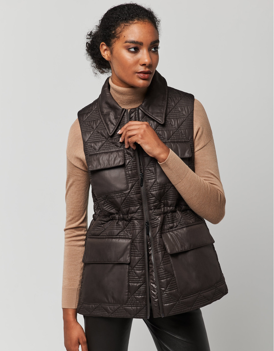 Brown tech fabric vest with four pockets | Roberto Verino