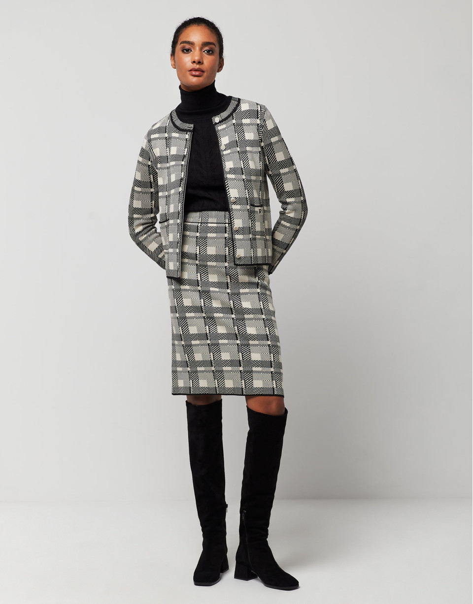 Black checked knit jacket  - Woman - AW2022 | Roberto Verino