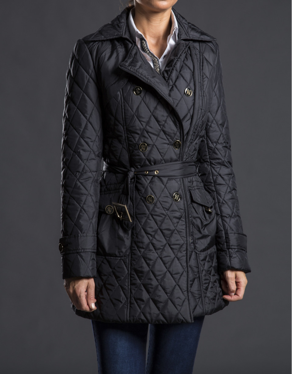 Trench negro acolchado cruzado