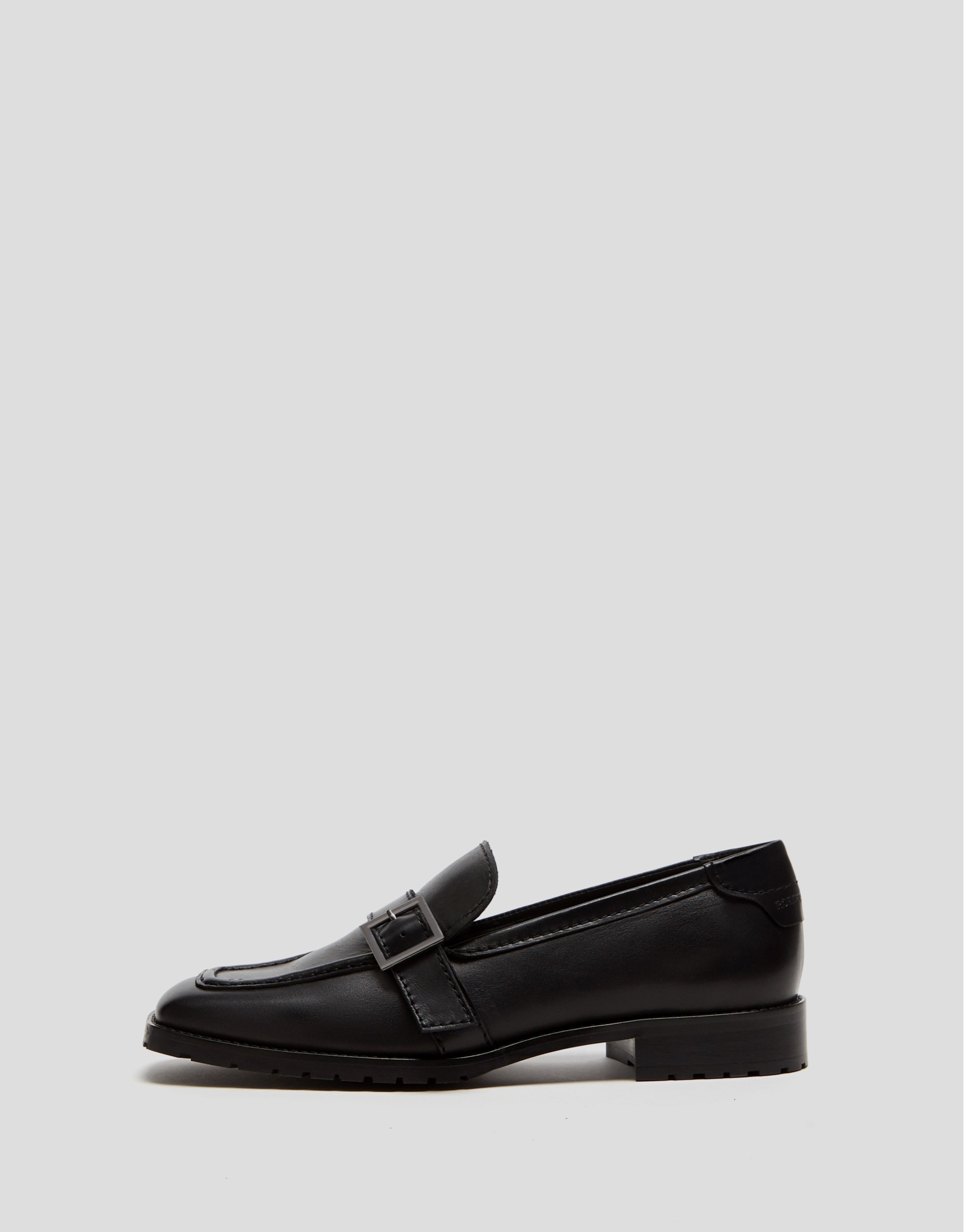 Zapato mocasín piel negra