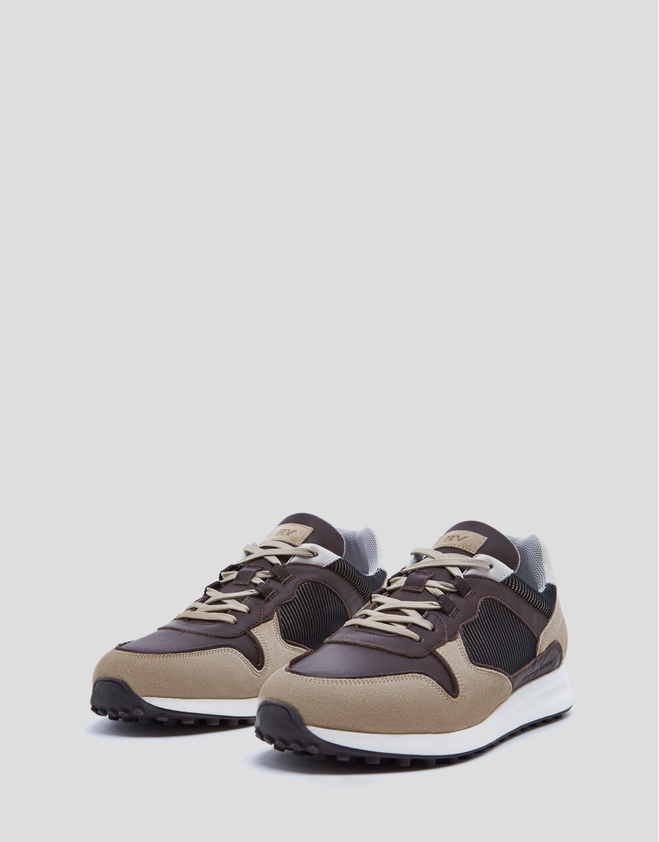 Zapatilla deportiva tonos marrones