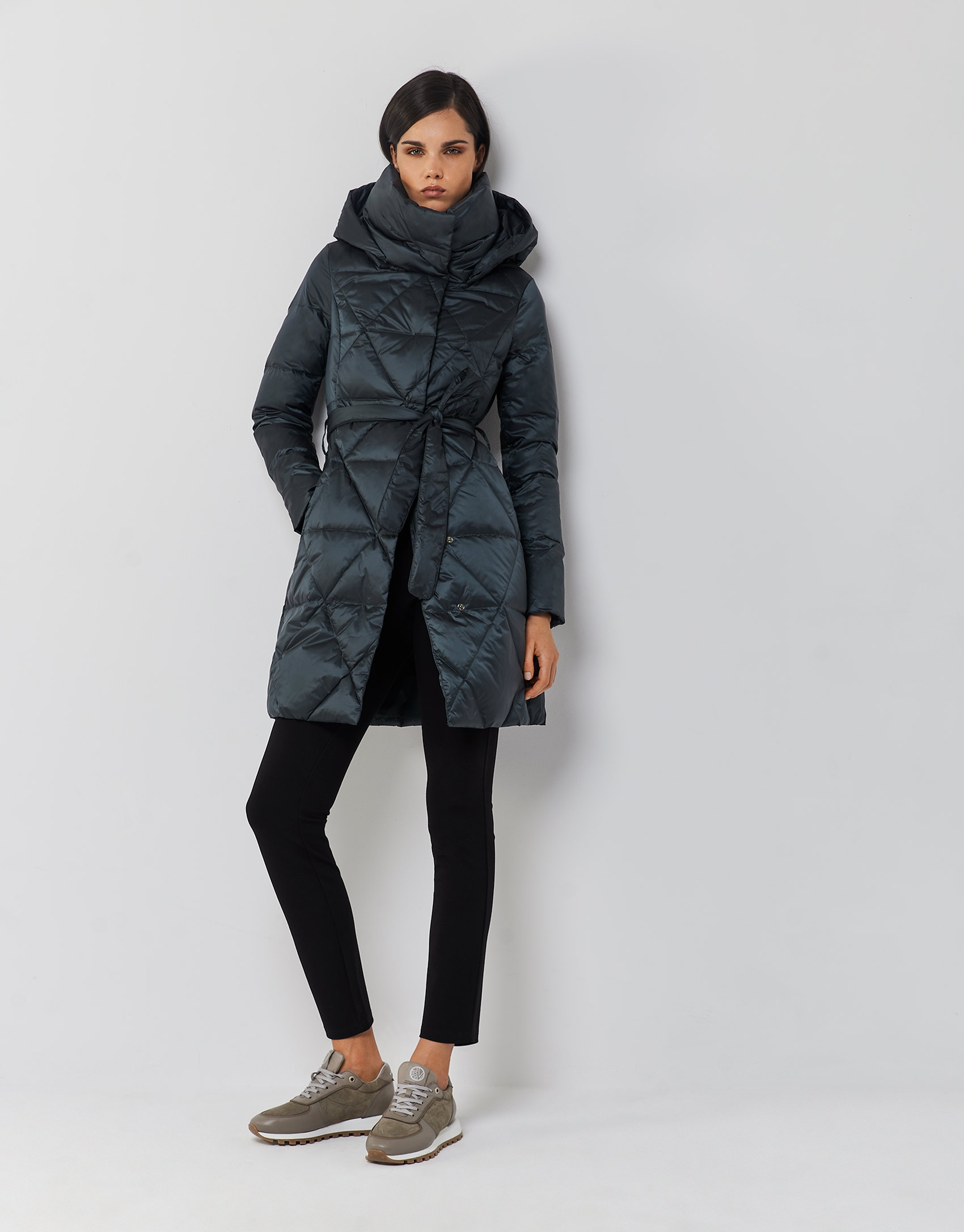 Long green quilted coat with hood - Woman | Roberto Verino