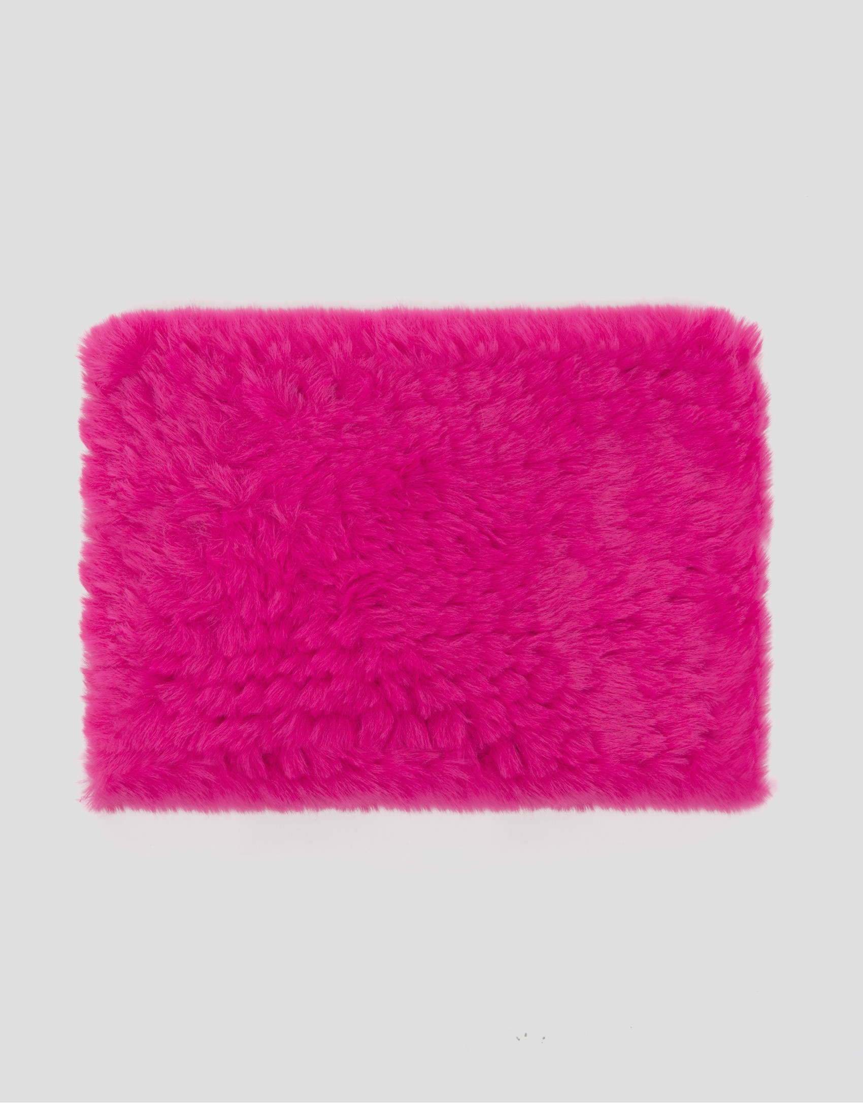 Soft fuchsia tubular collar