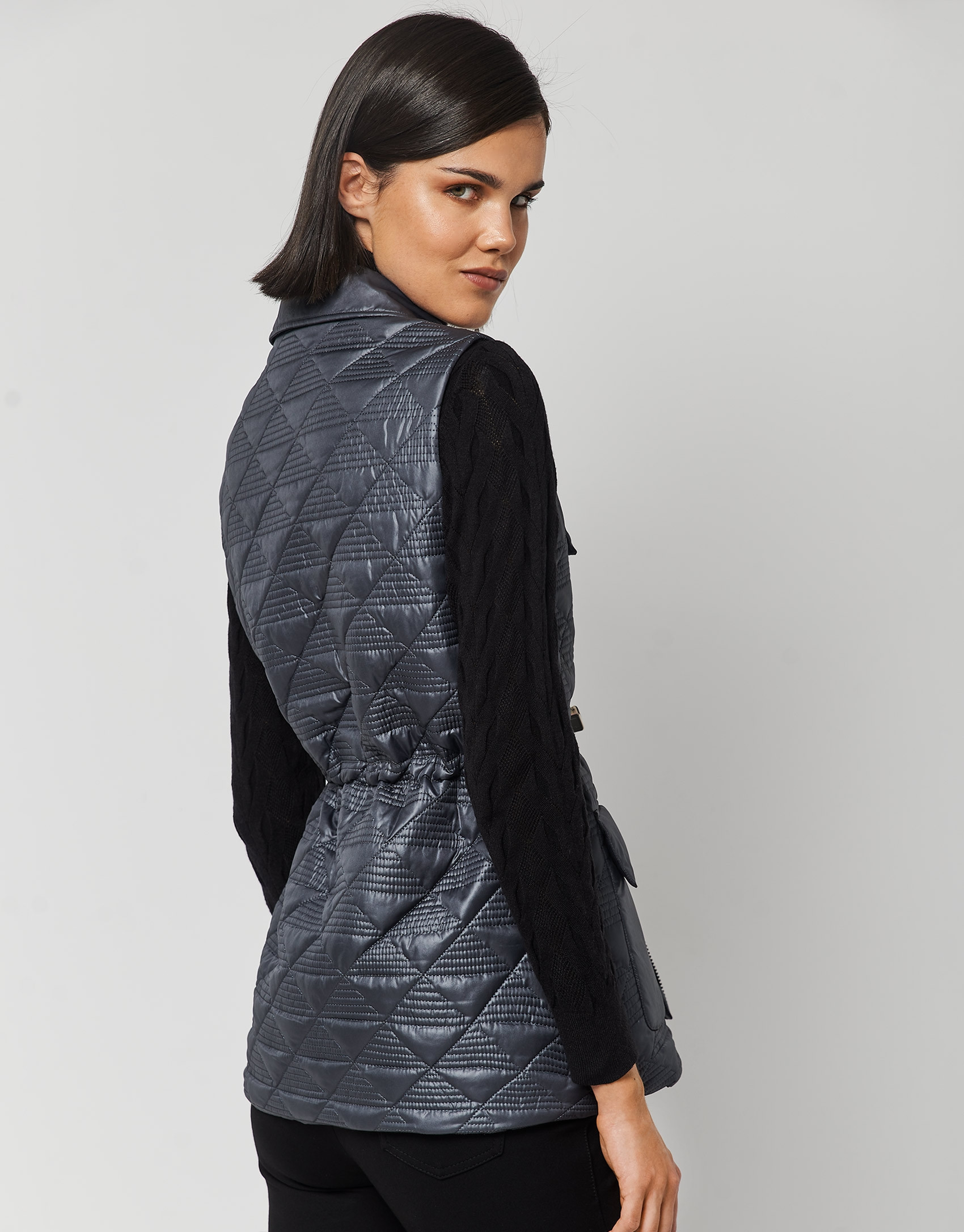 Black tech fabric vest with four pockets | Roberto Verino