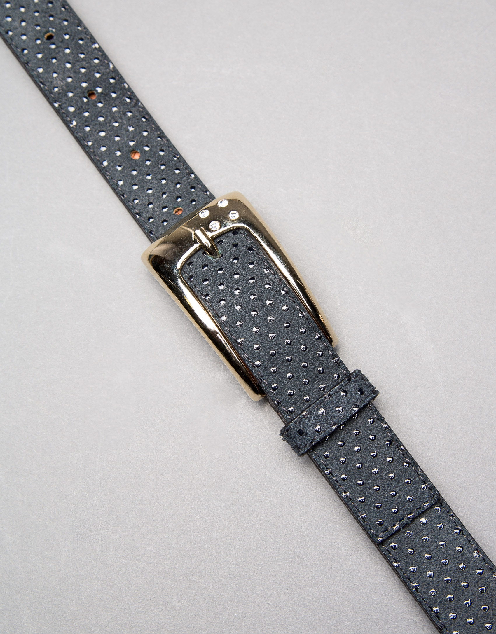 Narrow gray belt 